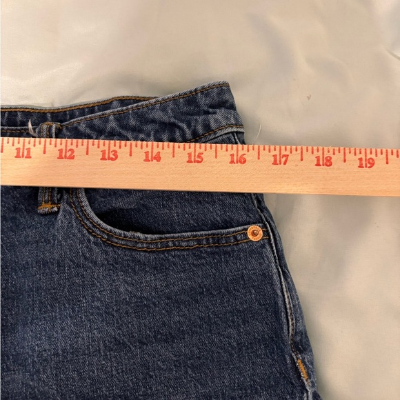 Universal Thread Dark Blue Jean Shorts - Picture 5 of 10